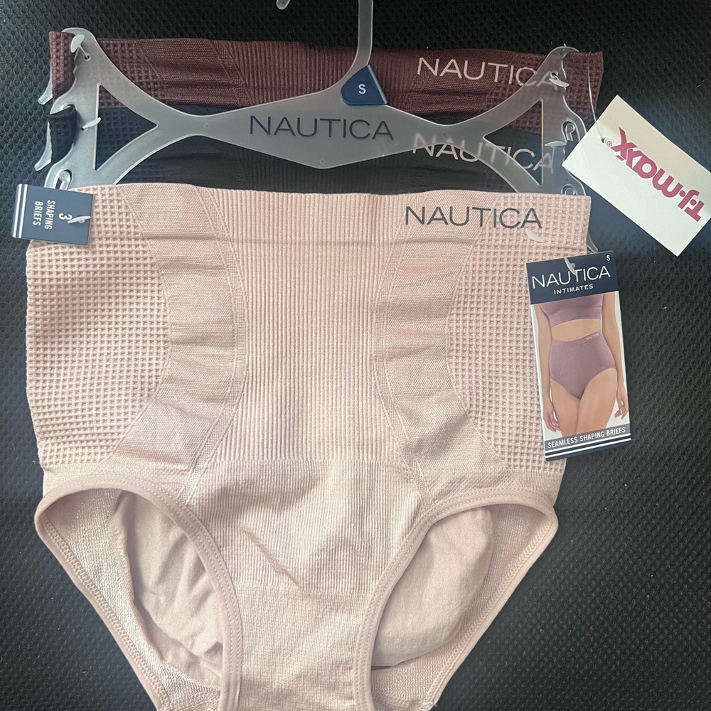 Nautica Intimates shaping briefs